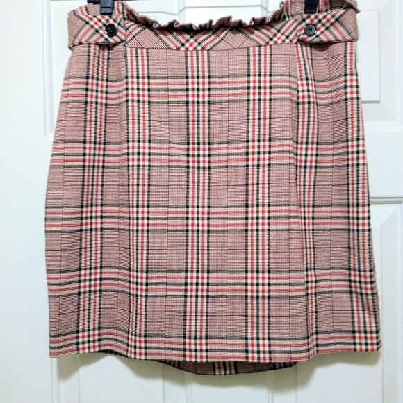 Plaid Pattern Ruffle Top Skirt - Picture 4 of 16